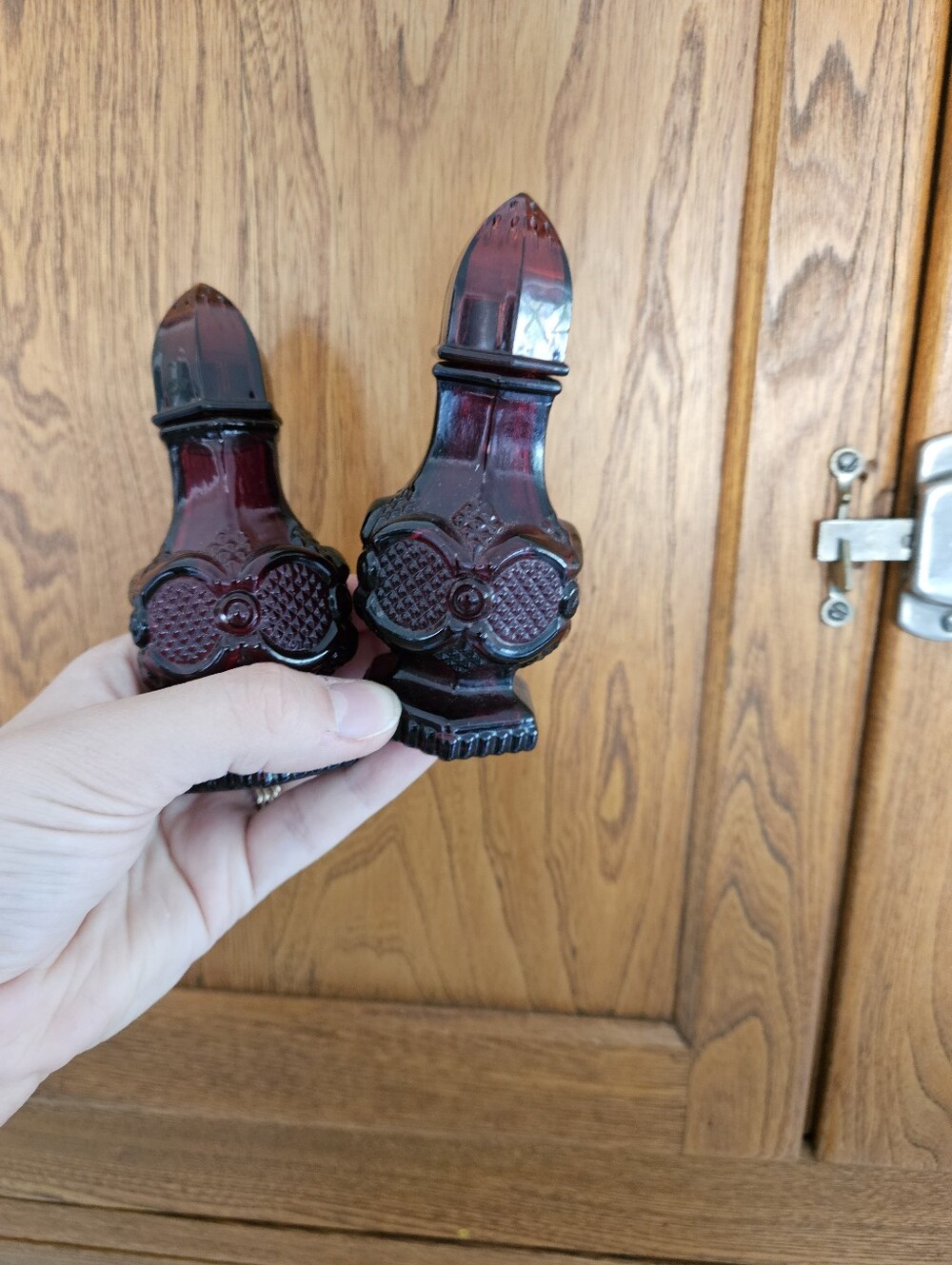 Avon Cape Cod Ruby Red Salt And Pepper Shakers